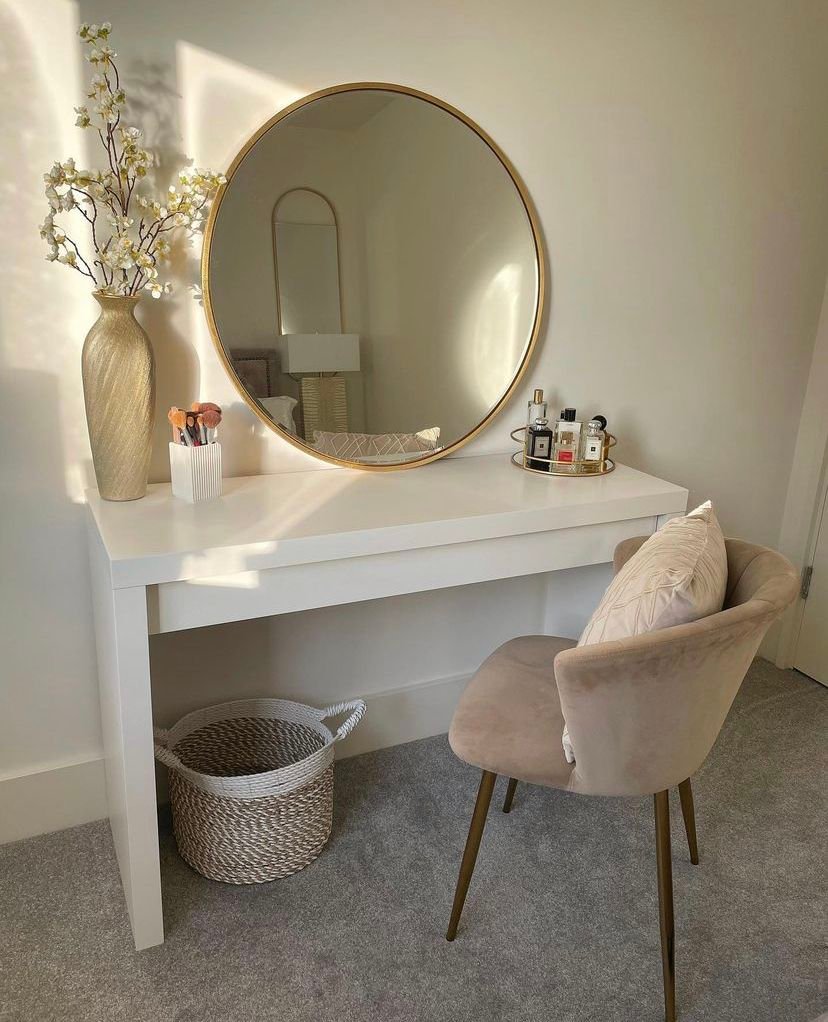 AllModern Sabine Accent Mirror Review: Does This Round Wall Mirror Earn Its Spot?